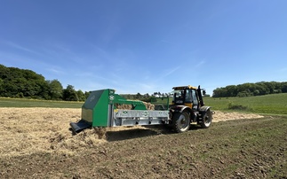 Can potatoes go no-till? Spread-a-Bale machine supports straw-based solution