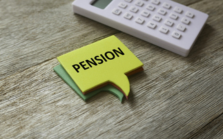 Savers can draw down target retirement income for only 11 years, report finds