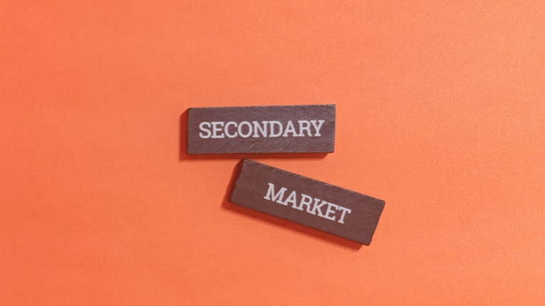 Why are investors turning to secondary markets?