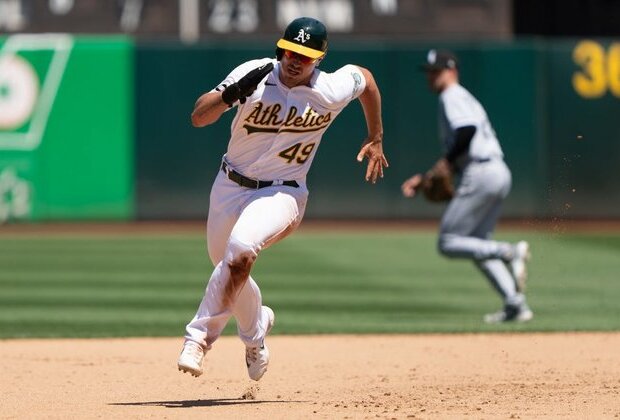 Ryan Noda the hero as A's beat Tigers 1-0 in 10 innings