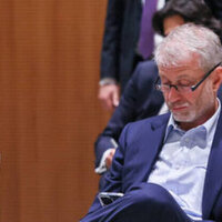 Russian tycoon demands German party remove 'biggest polluter' article