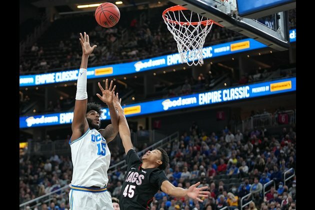 No. 1 Gonzaga wipes out No. 2 UCLA by 20