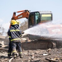 (SpotNews) CHINA-HUNAN-LIUYANG-FIREWORKS PLANT-EXPLOSION-RESCUE (CN)