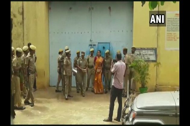 Madras HC refuses to extend parole of Nalini