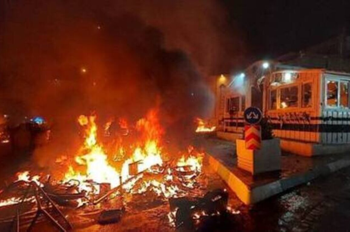 Iran rioters use 'ISIS-like' tactics - diplomatic source to RT