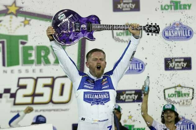 Justin Allgaier wins at Nashville for second time