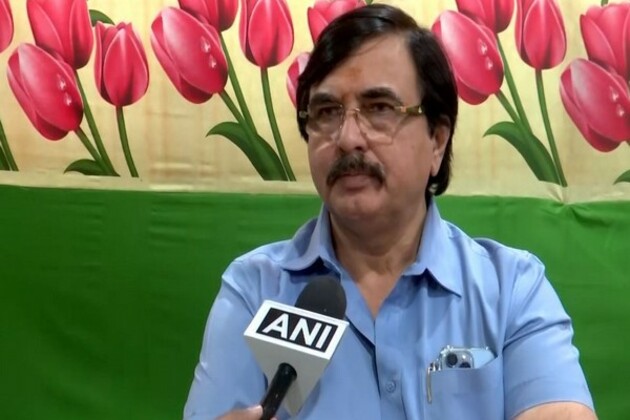 NCP leader Deepak Mankar urges Centre to include blood group on Aadhaar card