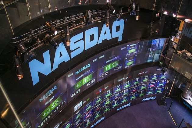 Nasdaq Composite sheds 418 points as tech stocks slump