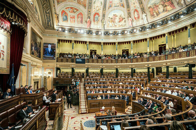 EU citizens see political corruption as the norm  survey