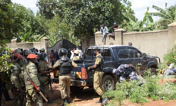 Why we arrested Amuriat and Kyagulanyi - Police