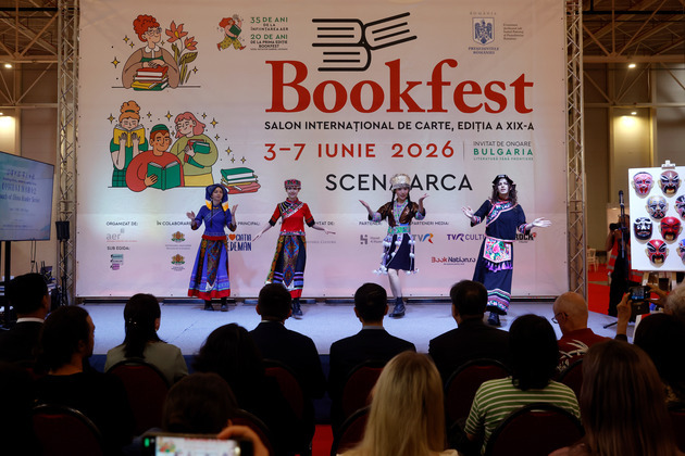 ROMANIA-BUCHAREST-INTERNATIONAL BOOK FAIR-READING CHINA