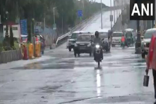 Rain lashes several parts of Mumbai, brings respite from humidity