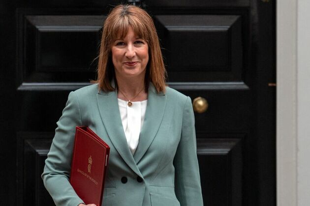 Rachel Reeves mask slips as she swaps Accounts for the Insolvency Division