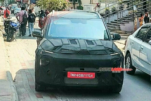 2025 Kia Carens Facelift Spied With Panoramic Sunroof  New Spy Shots