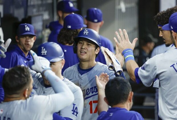 Dodgers' Shohei Ohtani chases history in clash vs. White Sox