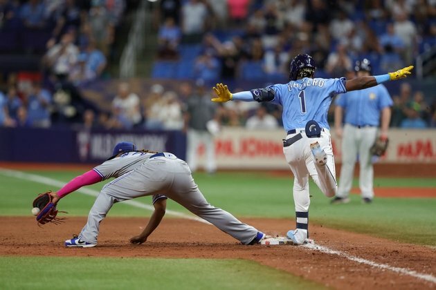 Jays attempt to bounce back in series finale vs. Rays