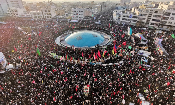 Mourners pack Tehran to grieve Iran general Soleimani Mourners pack Tehran to grieve Iran general Soleimani
