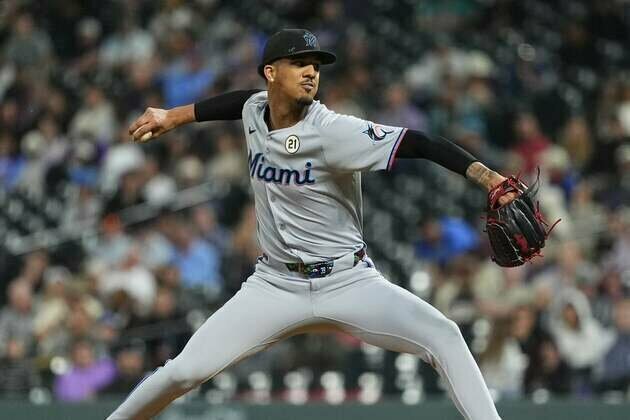 Marlins aim to spoil Mets' fading playoff hopes