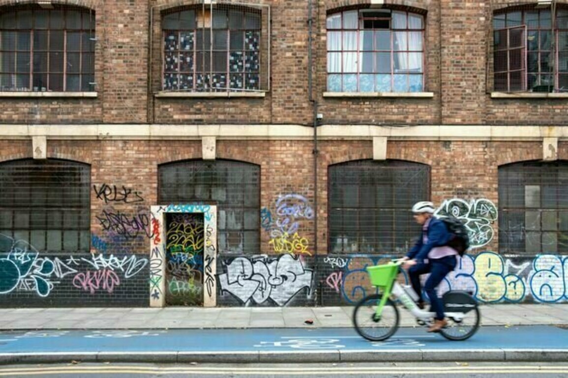 The more in favour of welfare you are, the more likely you are to support cycle lanes