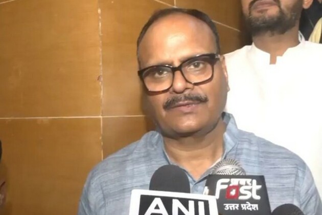 "Stay alert and take all precautions": UP Deputy CM Pathak on heatwave conditions