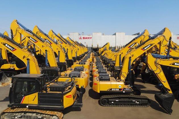 Feature: AI-driven tech highlights Chinese heavy equipment at Las Vegas show