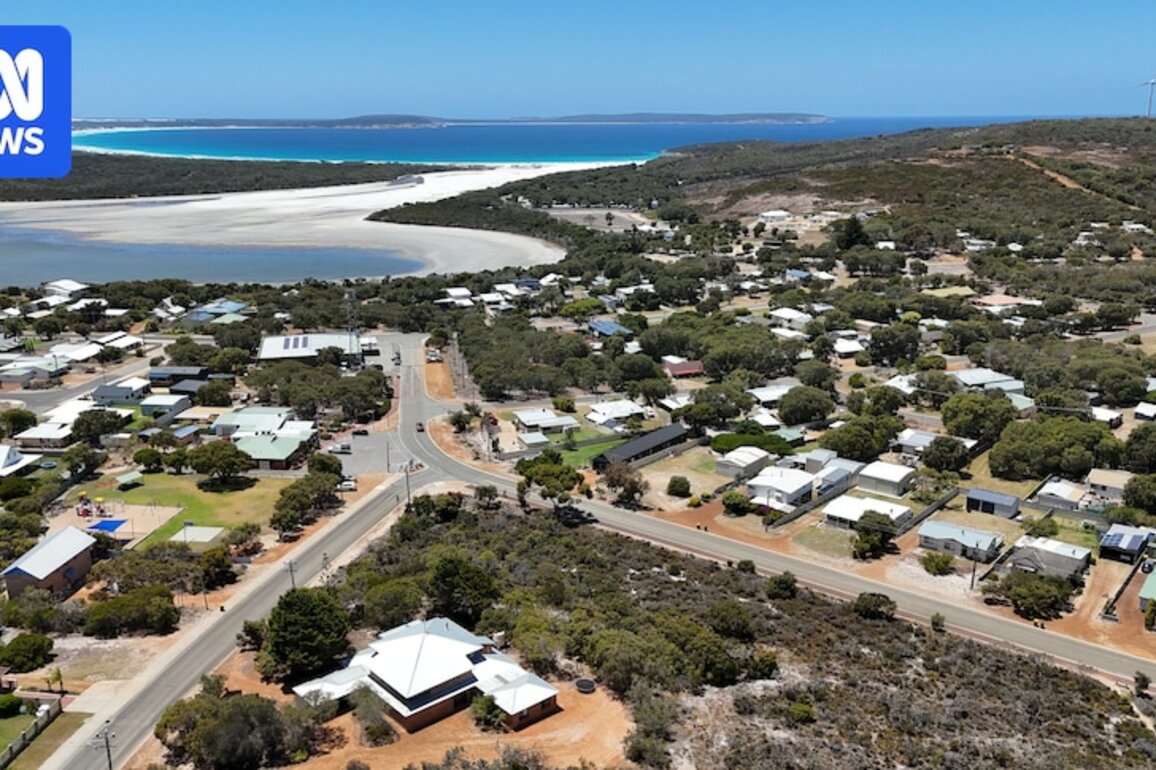 Western Power denies telling Bremer Bay hotel to 'buy generator' for blackouts