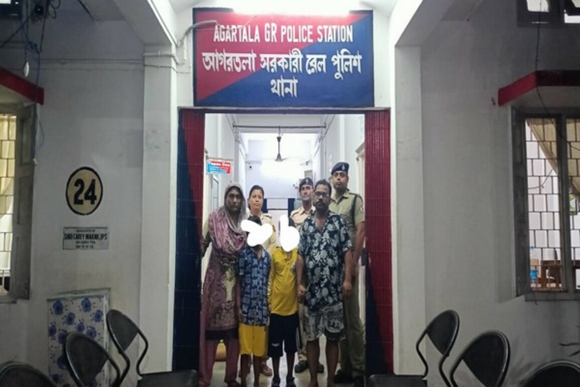 Four illegal Bangladeshi nationals detained at Agartala railway station