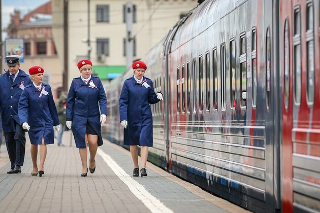 The iron men and women of the Trans-Siberian - who are they