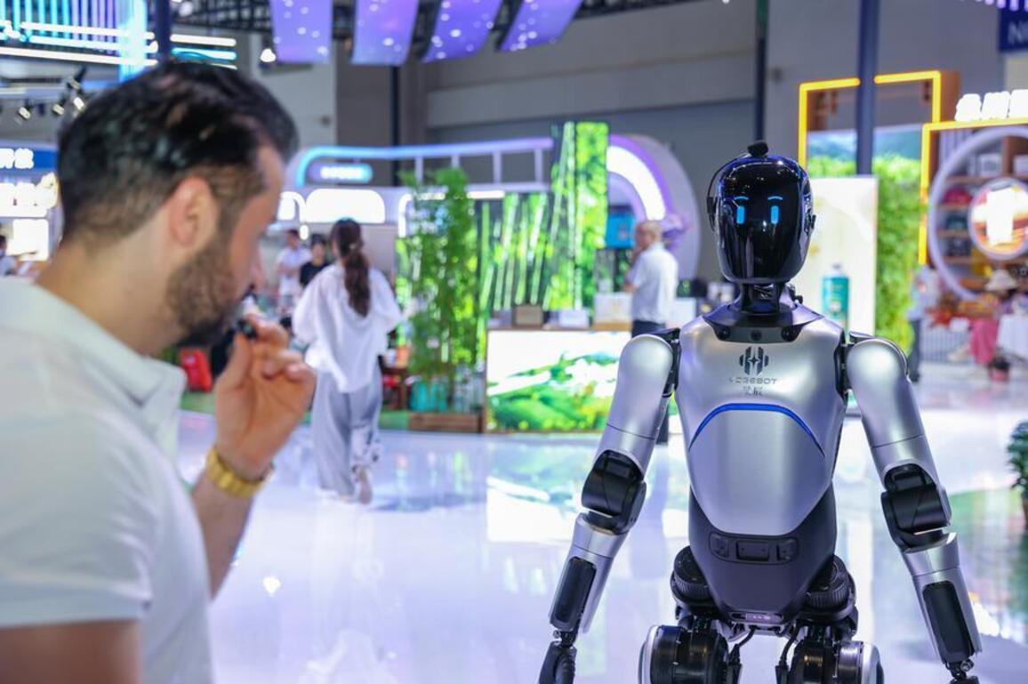 AI boosts manufacturing in China's Chongqing