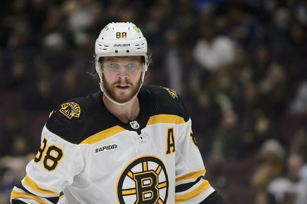 Bruins streaking again as Lightning come to town