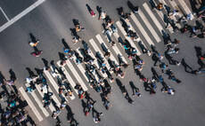 UK economy 'emitting distress signal' amid weak jobs and wage growth figures