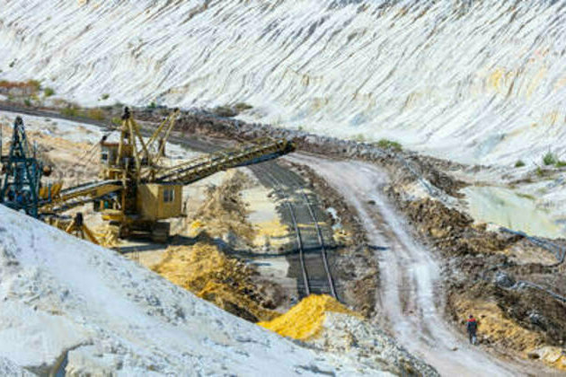 Ukraine publishes memorandum on minerals deal with US