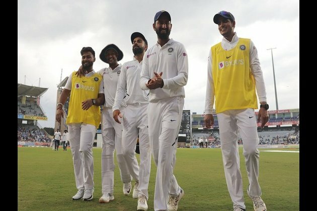 Ranchi Test: Play called off due to bad light, South Africa 9/2