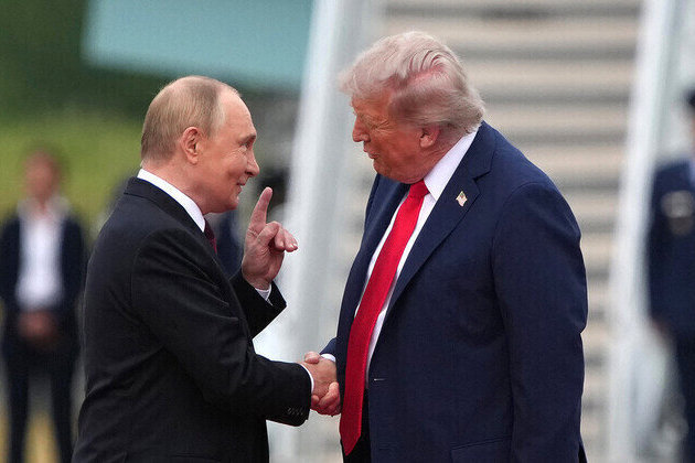 Moscow remains ready for Putin-Trump talks  presidential aide