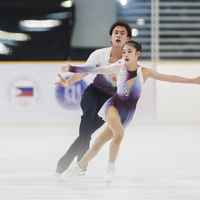(SP)THE PHILIPPINES-PASAY CITY-ASIAN OPEN FIGURE SKATING TROPHY-PAIRS