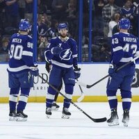 Lightning cruise past Blues behind 3 points from Darren Raddysh