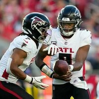 Falcons, Dolphins search for much-needed win in Week 8