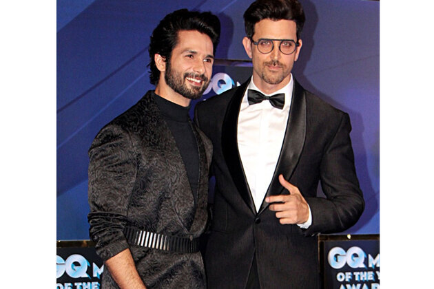 Hrithik Roshan hails Shahid Kapoor as the "BEST", says "quirkiness of O'Romeo wins you over..."