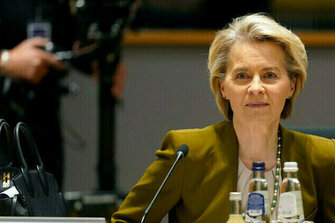 Von der Leyen criticized for skirting EU oversight