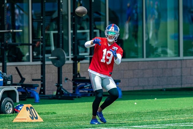 Giants WR Kenny Golladay snaps over snap counts