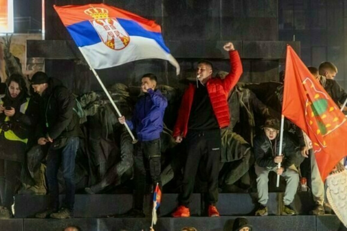 Serbian students demand 'better future' in anti-corruption rally 