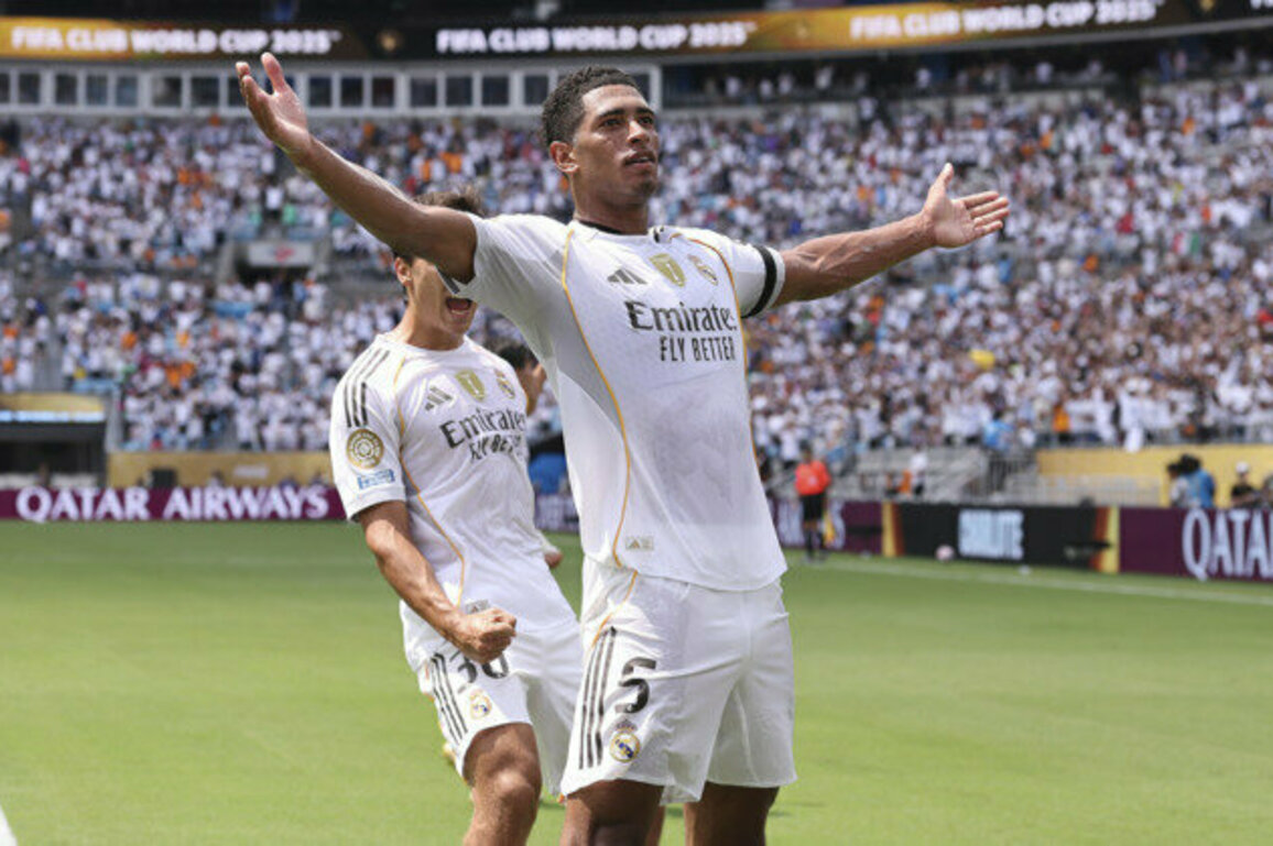 Ten-man Real Madrid edge Pachuca, Juventus and City advance to last 16