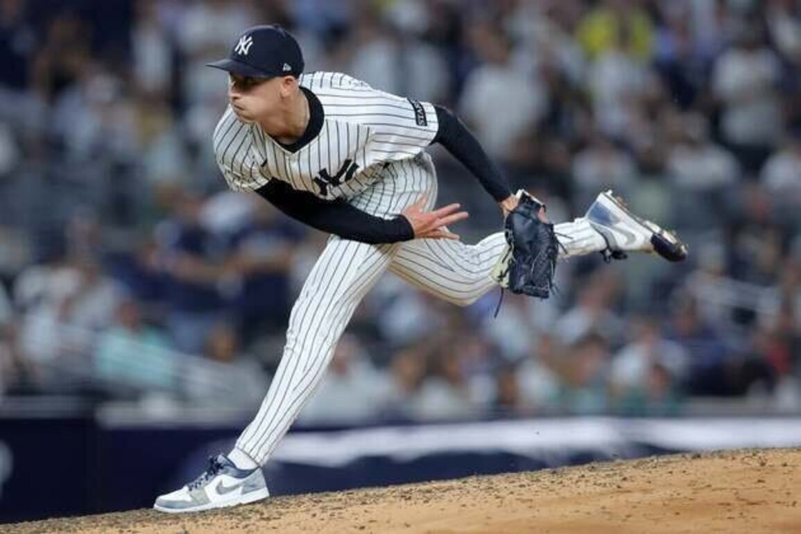 Report: Mets signing ex-Yankees reliever Luke Weaver