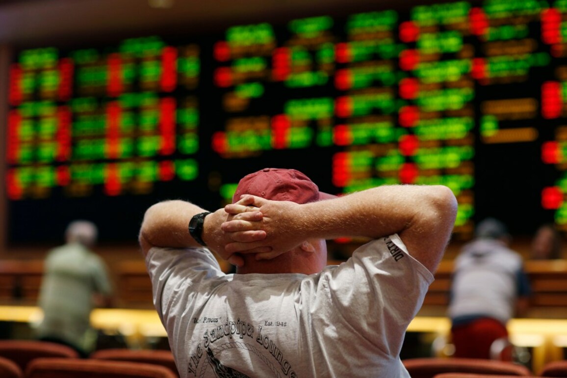 NCAA best bets for 2nd round- Gonzaga, Arizona and BYU cover, and win