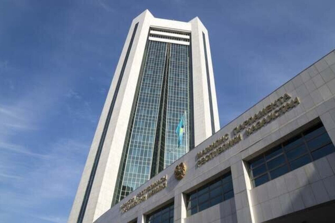 Kazakhstan: Reject 'LGBT Propaganda' Legal Proposals