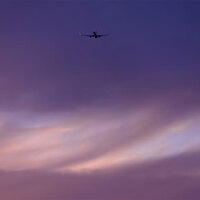 US shutdown deepens, flight delays mount as air traffic controllers skip work
