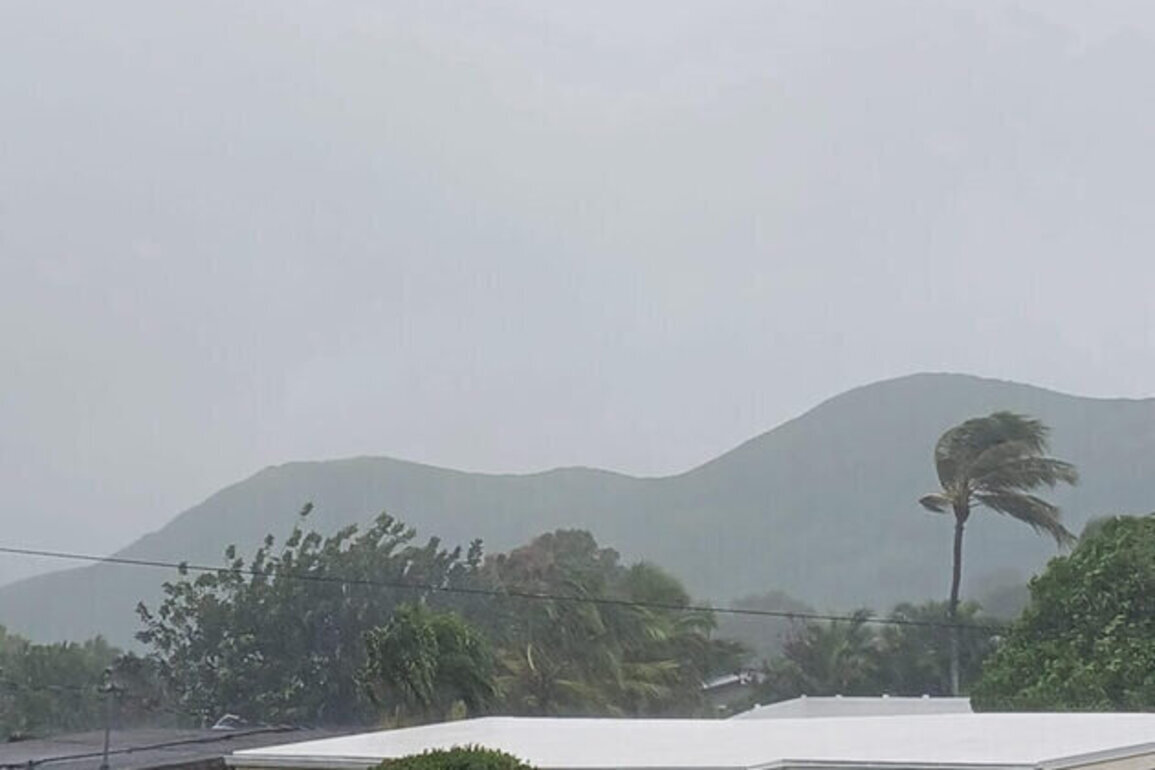 Powerful Kona low hammers Hawaii with flooding and hurricane-force gusts