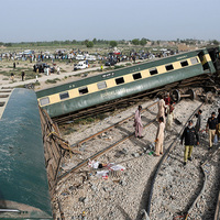 Pakistan: 29 injured as Islamabad Express derails near Kala Shah Kaku