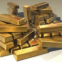 Gold touches fresh highs, India trading over Rs 1.09 lakhs/gm