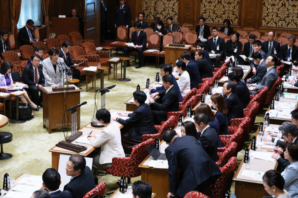 Japan's opposition parties urge stricter scrutiny on arms exports